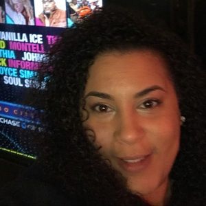 Meet your Posher, Janquelle